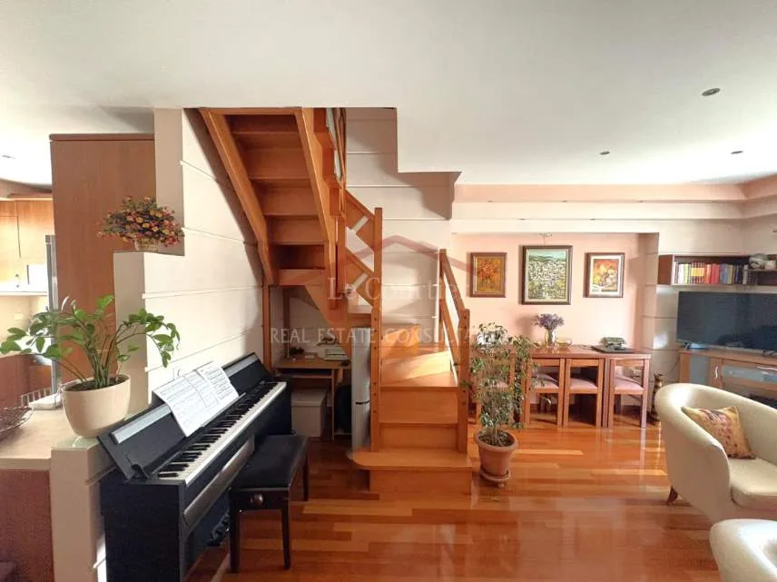 Standalone residential building 628m²  - 2