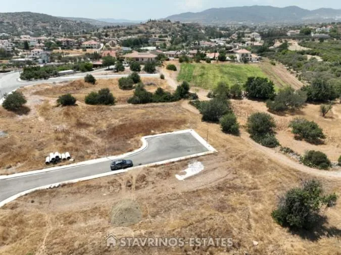 Οικόπεδο 862τ.μ.  - 5