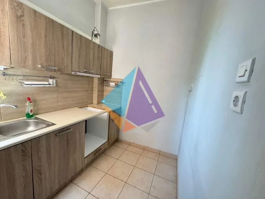Standalone residential building 319m²  - 4