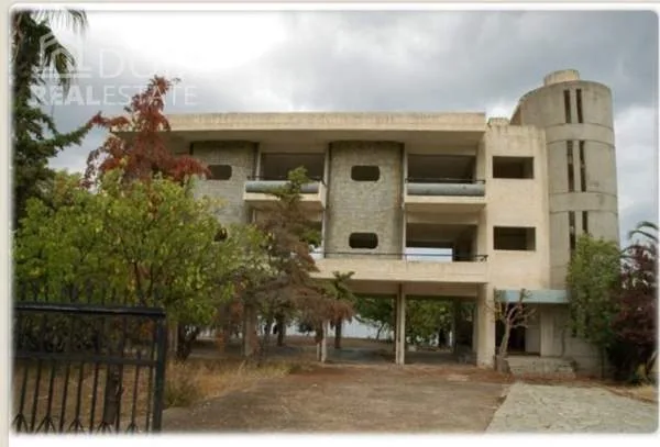 Standalone office building 5300m²  - 4