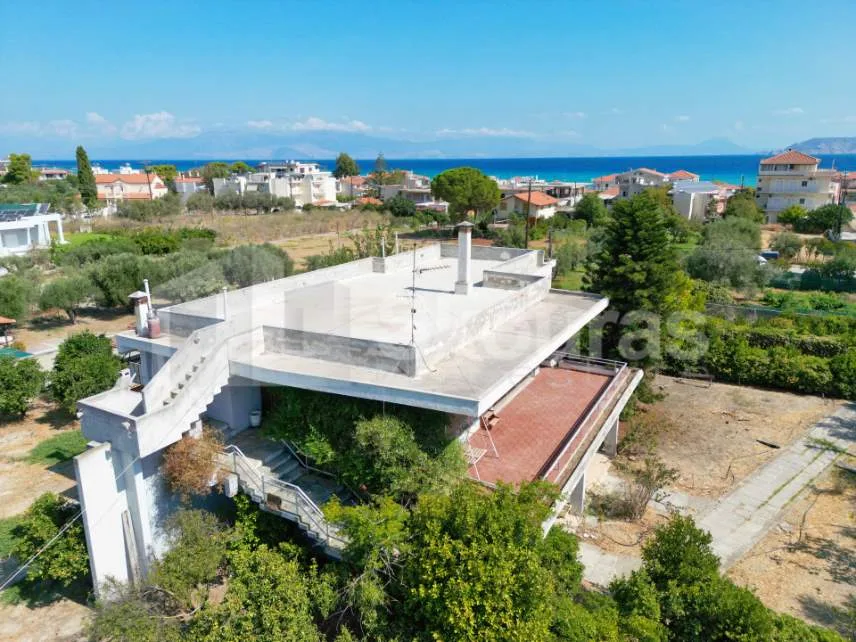 Μονοκατοικία 373τ.μ.  - 3