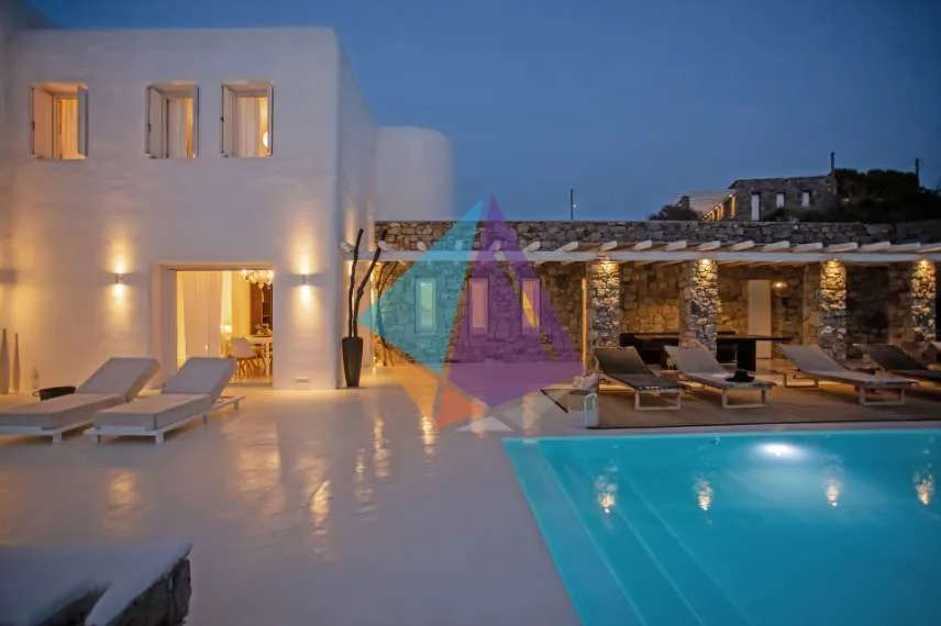 Detached house 620m²  - 3