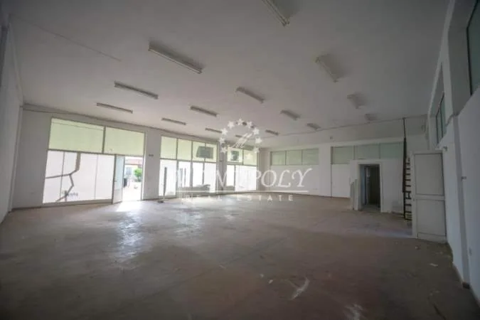 Standalone office building 600m²  - 3