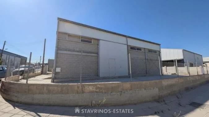 Warehouse 230m²  - 4