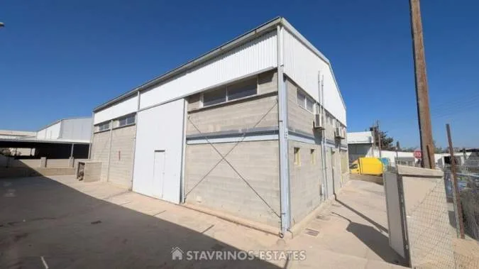 Warehouse 230m²  - 5
