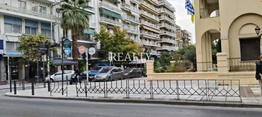 Γραφείο 650τ.μ.  - 3