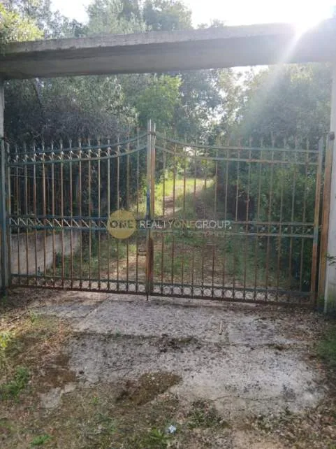 Standalone residential building 200m²  - 2