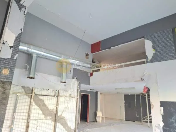 Shop 132m²  - 3