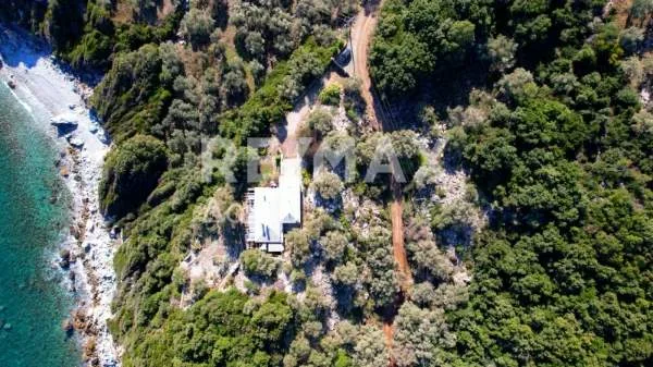Μονοκατοικία 218τ.μ.  - 3