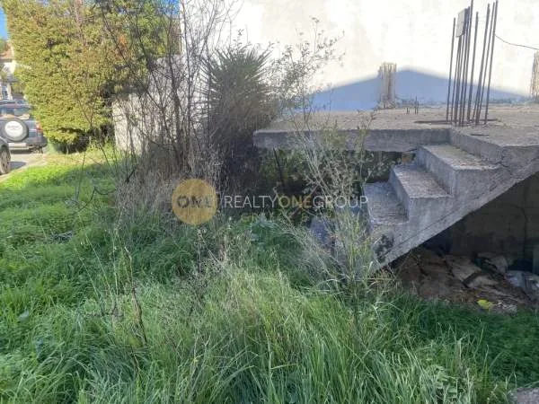 Οικόπεδο 240τ.μ.  - 3