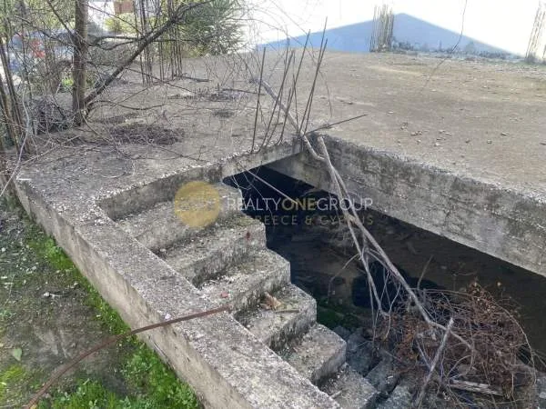 Οικόπεδο 240τ.μ.  - 5