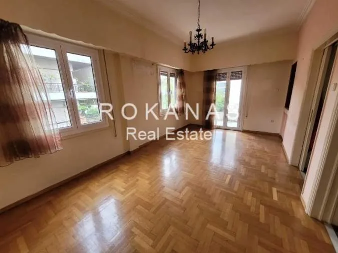 Standalone residential building 315m²  - 2
