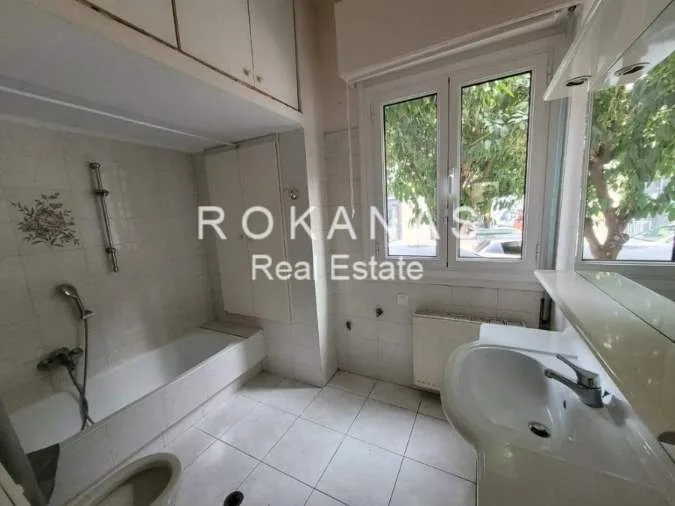 Standalone residential building 315m²  - 5