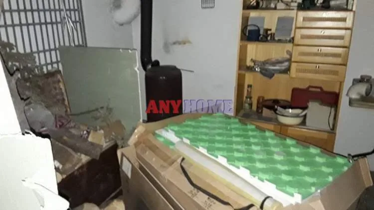 Αποθήκη 75τ.μ.  - 5