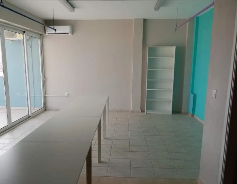 Standalone office building 1221m²  - 2
