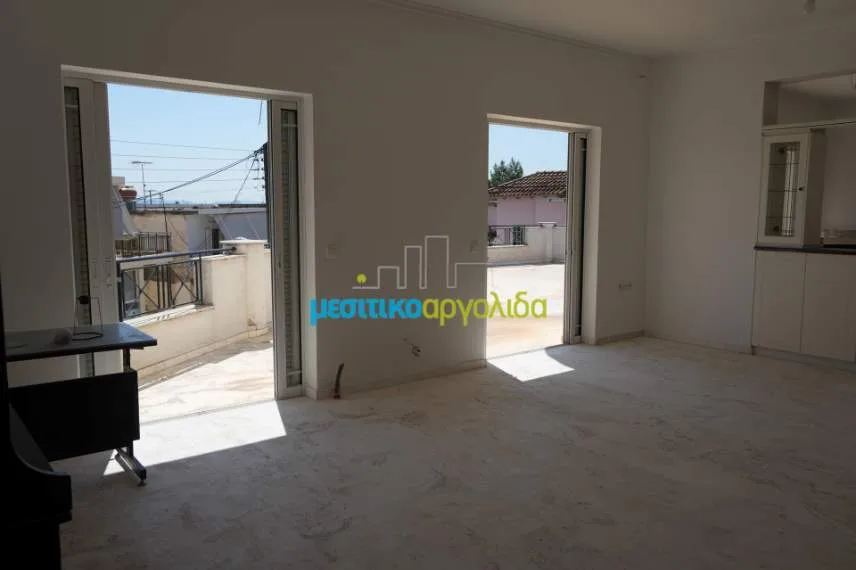 Διαμέρισμα 149τ.μ.  - 3