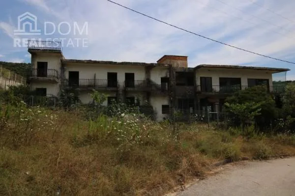 Standalone office building 3741m²  - 3