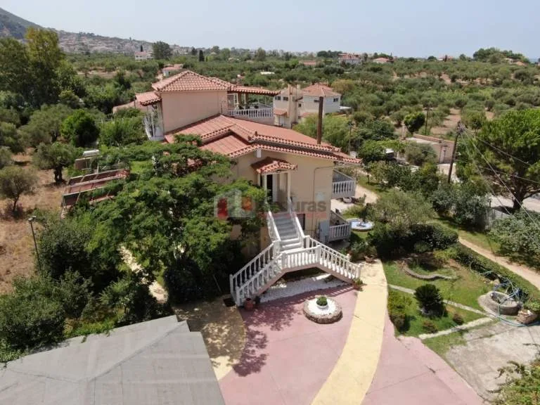 Detached house 335m²  - 3