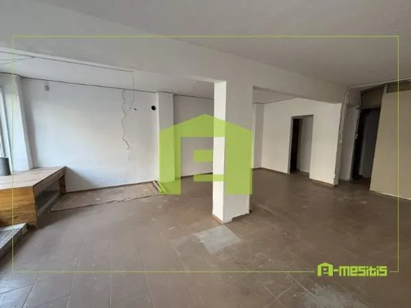 Shop 60m²  - 5
