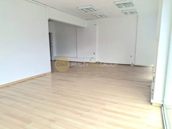 Standalone office building 300m²  - 4