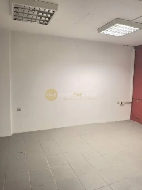 Standalone office building 300m²  - 5