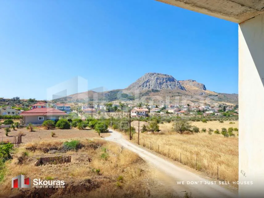 Μονοκατοικία 370τ.μ.  - 2