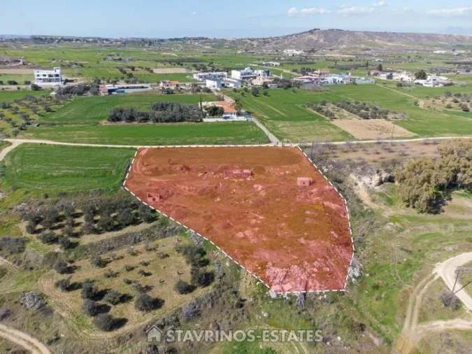 Αγροτεμάχιο 6689τ.μ.  - 2