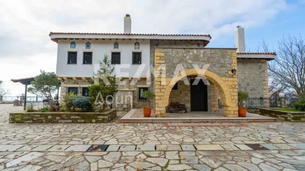 Μεζονέτα 554τ.μ.  - 2