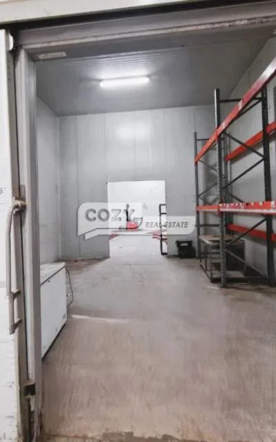 Warehouse 1150m²  - 4