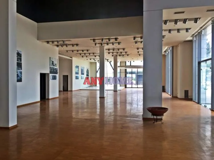 Standalone office building 3200m²  - 2