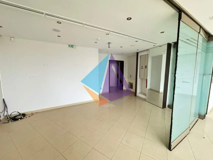 Standalone office building 460m²  - 4