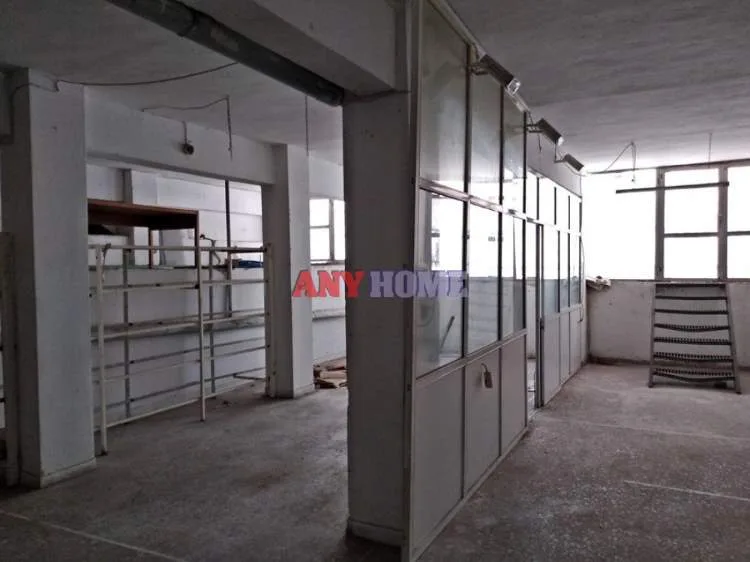 Warehouse 380m²  - 4