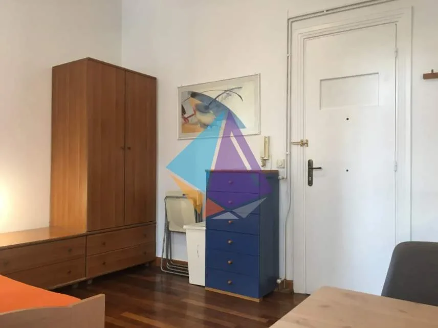 Standalone residential building 400m²  - 4
