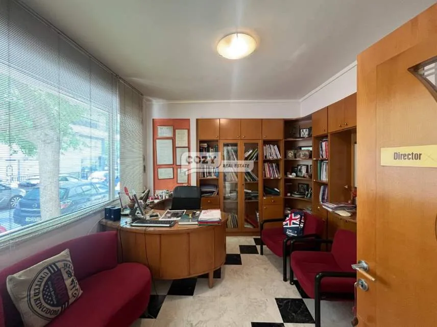 Αυτόνομο κτήριο γραφείων 306τ.μ.  - 2