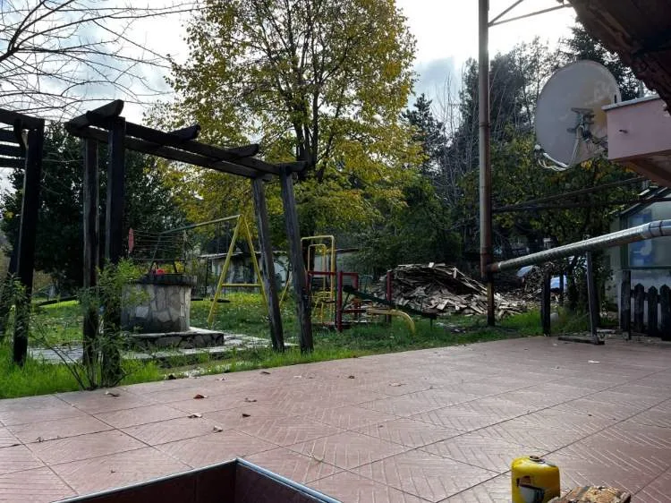 Αυτόνομο κτήριο κατοικιών 422τ.μ.  - 3