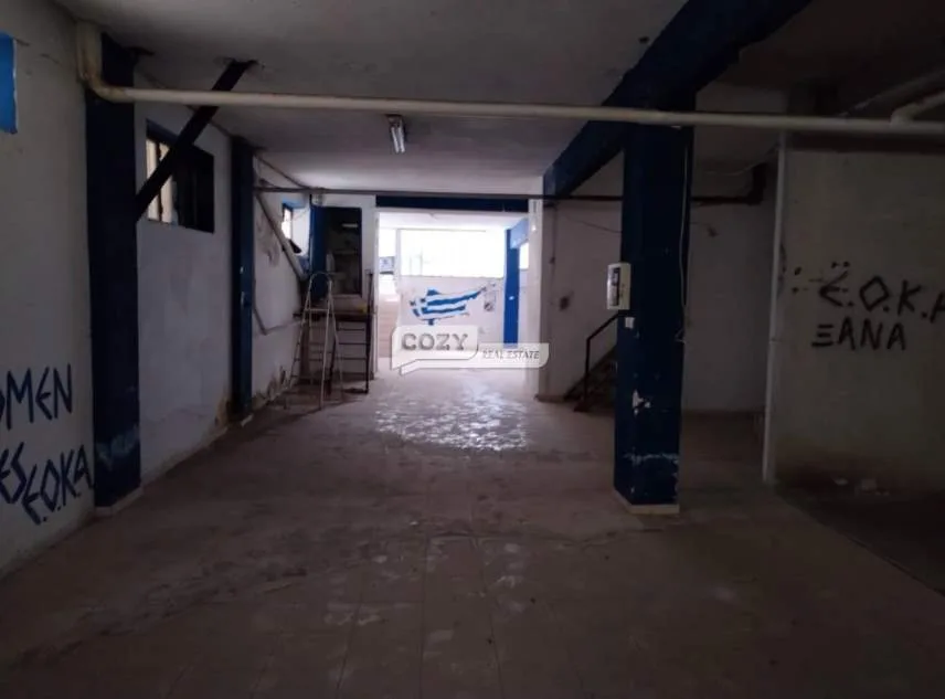 Shop 210m²  - 4