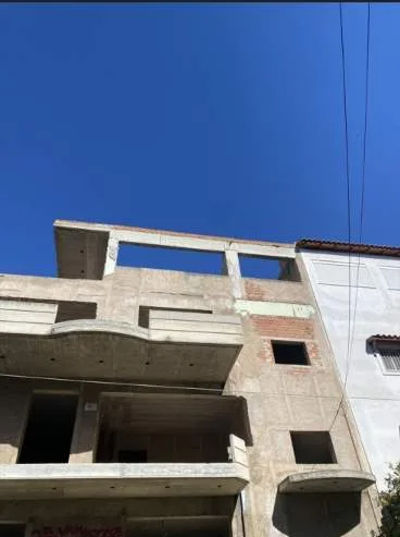 Standalone residential building 406m²  - 3