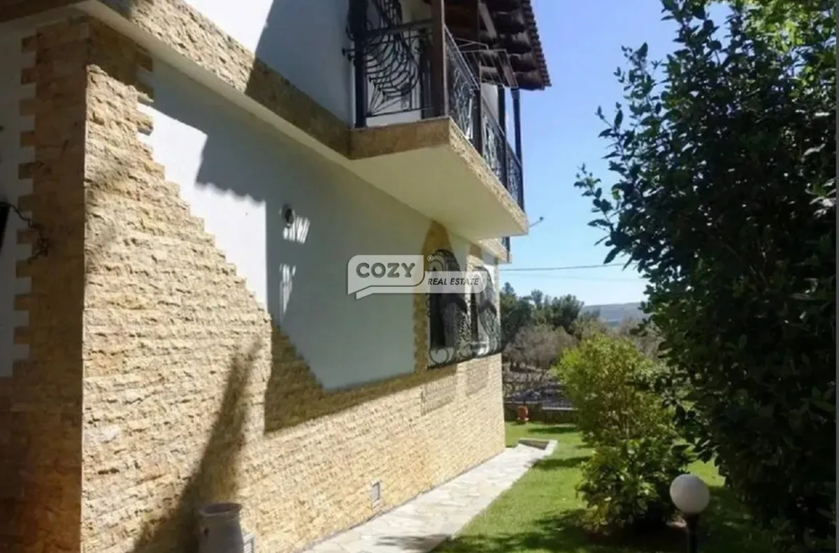 Μεζονέτα 260τ.μ.  - 2