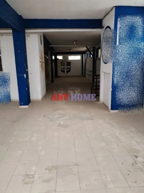 Shop 210m²  - 3