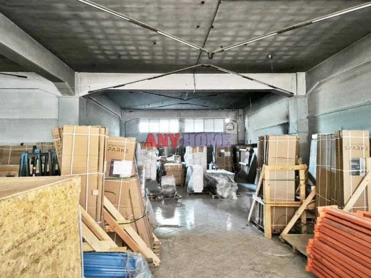 Small Industry / Industrial spaces 1650m²  - 4