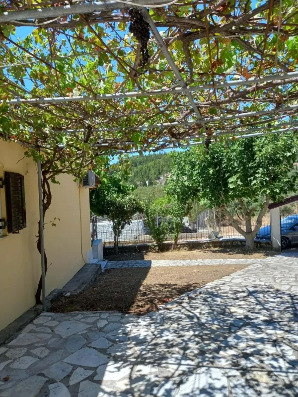 Μονοκατοικία 75τ.μ.  - 3