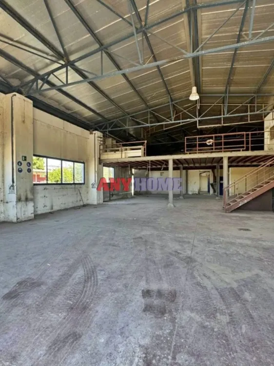 Small Industry / Industrial spaces 1080m²  - 4