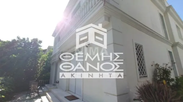 Μεζονέτα 380τ.μ.  - 4