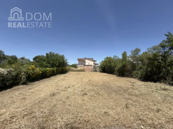 Plot 541m²  - 2