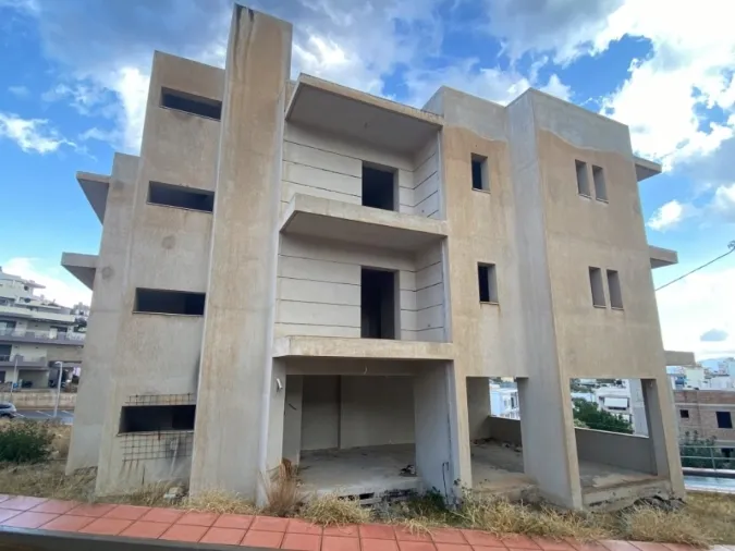 Αυτόνομο κτήριο κατοικιών 687τ.μ.  - 3
