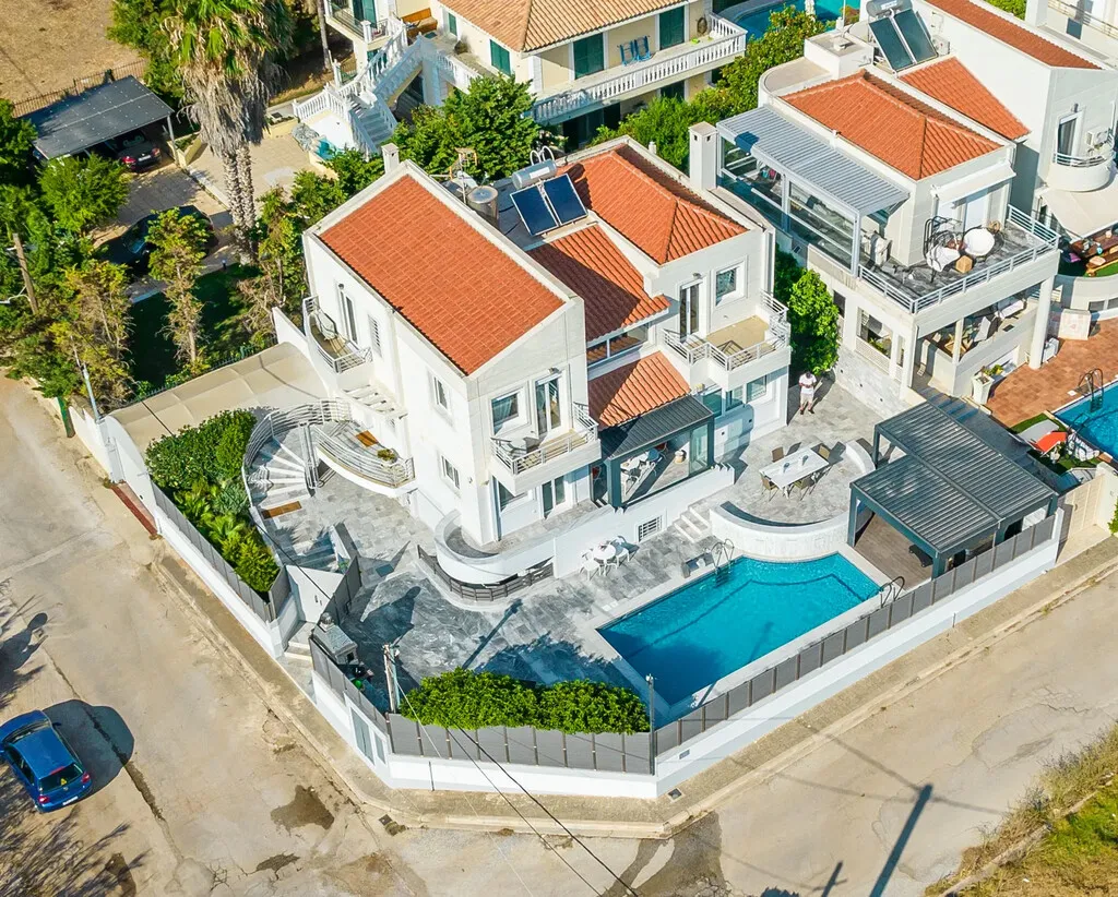 Detached house 384m²  - 3