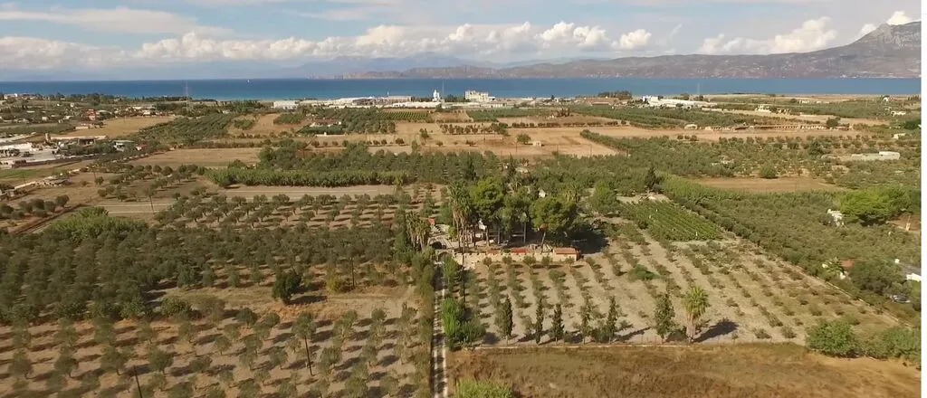 Μονοκατοικία 200τ.μ.  - 2