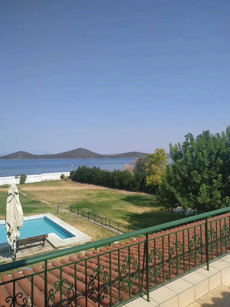 Μονοκατοικία 525τ.μ.  - 3
