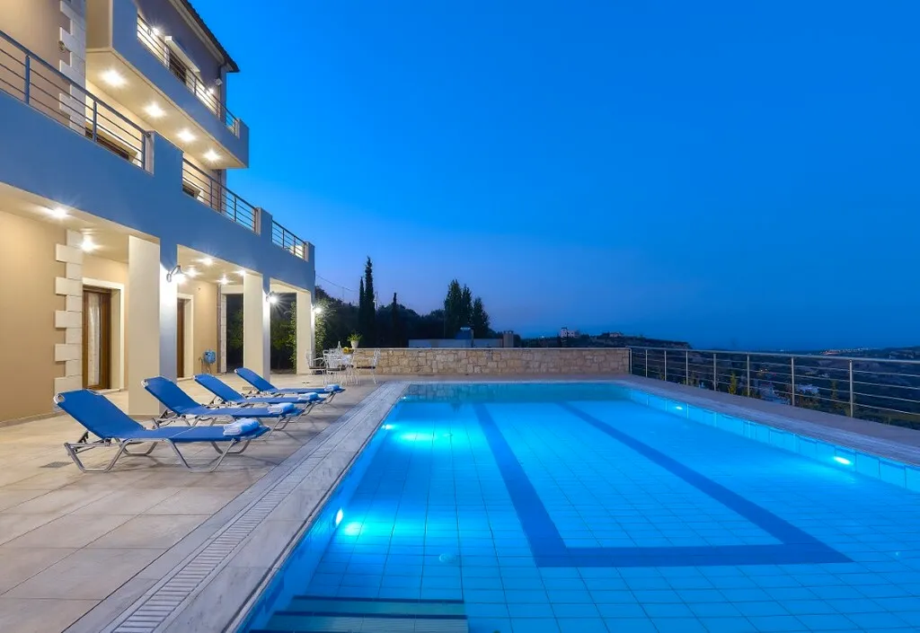 Detached house 380m²  - 3