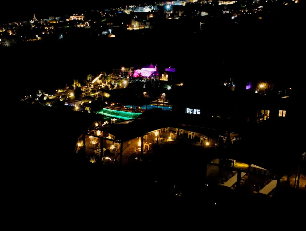 Other .. 650m²  - 3
